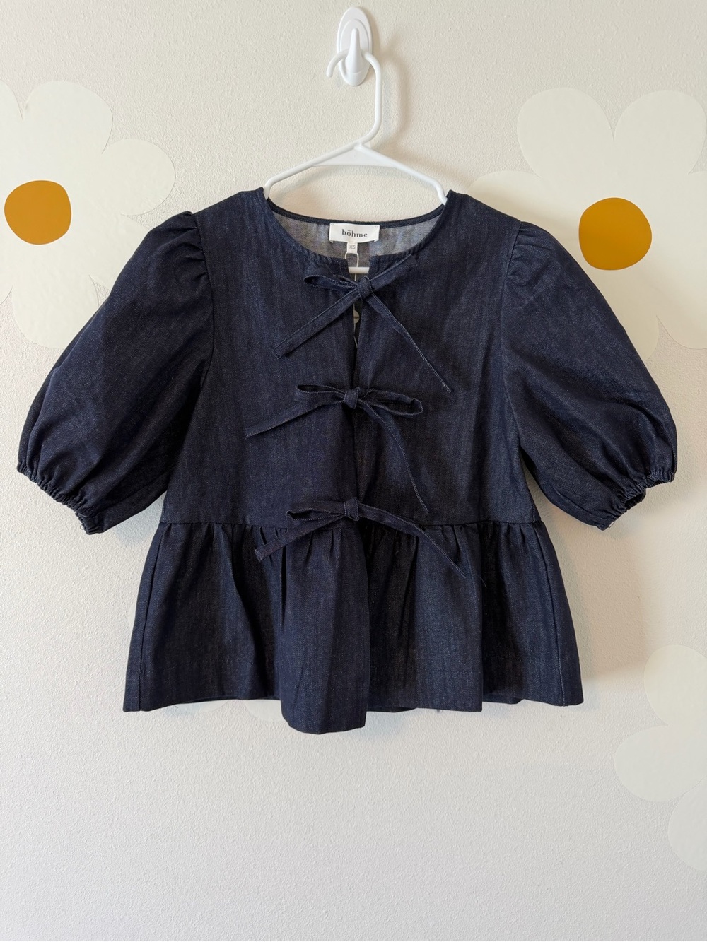 EUC Bohme Navy Chambray Peplum Bow Puff Sleeve Blouse Dark Wash - Picture 6 of 10